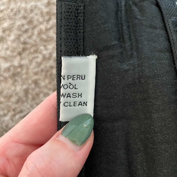 Alpaca Shoulder Bag 🦙 - Picture 5 of 5